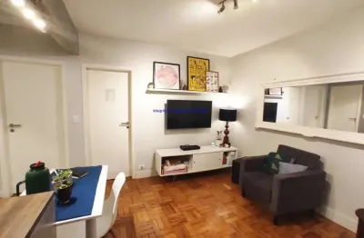 Apartamento 50m², 02  dormitórios e  01 banheiro.  condomínio com portaria 24hrs, salão de festa e churrasqueira.  excelente localização.
