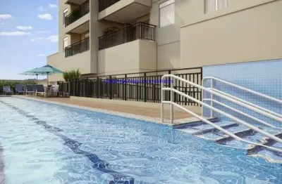 Condomínio com portaria, segurança 24hrs, piscina, brinquedoteca, salão de festa e playground.  excelente localização entre as ruas euclídes