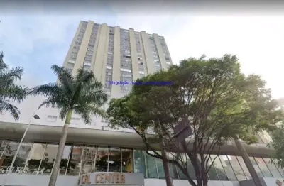 Conjunto comercial 210m², 05 salas, 02 open space, 02 banheiros e 2 vagas na garagem.  condomínio com recepção e segurança 24hrs.  excelente