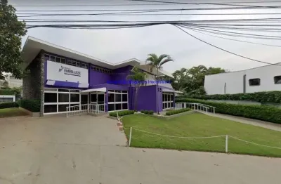 Sobrado comercial 683m², 10 salas, 03 banheiros e 05 vagas na garagem.    excelente localização entre as ruas ferdinando  laboriau