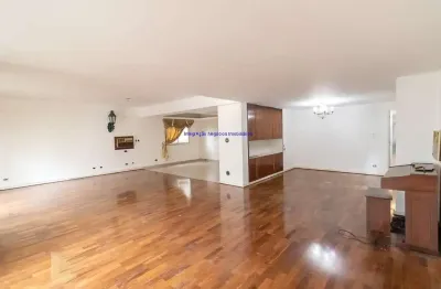 Apartamento 300m², 04 dormitórios (sendo 02 suítes), 05 banheiros e 03 vagas na garagem.   condomínio com portaria, segurança 24hrs