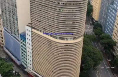 Apartamento 54m², 02 dormitórios e 01 banheiro.  condomínio com portaria 24hrs.  excelente localização á 6 minutos andando para a estação do metrô luz