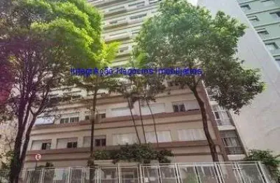 Apartamento 202m², 03 dormitórios (sendo 01 suíte), 03 banheiros e 01 vaga na garagem.  condomínio com portaria 24hrs, salão de festa.
