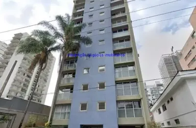 Conjunto comercial 43m², 01 banheiro e 01 vaga na garagem.  condomínio com recepção e segurança 24hrs.   excelente localização