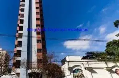 Apartamento 200m², 03 dormitórios (sendo suítes), 03 banheiros e 04 vagas na garagem.  condomínio com portaria 24hrs, piscina, quadra de tênis.