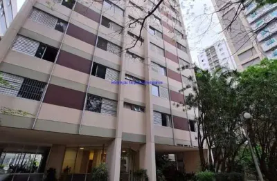 Apartamento 136m², 03 dormitórios (sendo 1 suíte), 04 banheiros e 01 vaga na garagem.  condomínio com portaria, segurança 24hrs, piscina, salão de fes