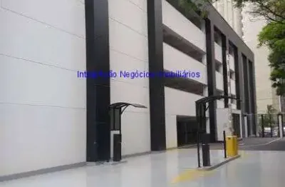 Laje comercial 1.069m², 10 banheiros e 30 vagas na garagem.  excelente localização á 9 minutos andando para a estação do metrô palmeiras barra-funda;