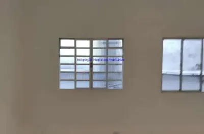 Sobre loja 110m², 03 banheiros.  excelente localização á 6 minutos andando para a estação do metrô palmeiras barra funda; entre as ruas do bosque,