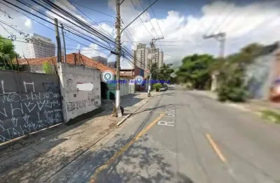Terreno 914m²;.  excelente localização á 8 minutos andando para a estação do metrô imperatriz leopoldina entre as ruas monsenhor domingos casarin.