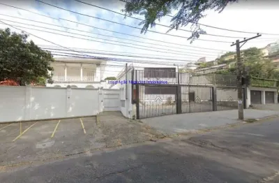 Sobrado comercial 08 salas, 06 banheiros e 12 vagas na garagem.  excelente localização entre as rua itapicuru e avenida pacaembu.
