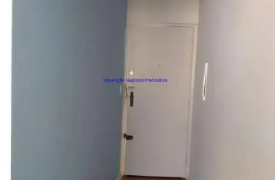 Apartamento 52m², 01 dormitório e 01 banheiro.  condomínio com portaria e segurança 24hrs.  excelente localização á 6 minutos andando para a estação