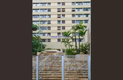 Apartamento 98m², 3 dormitórios, 2 banheiros e 1 vaga na garagem.  condomínio com portaria, segurança 24hrs