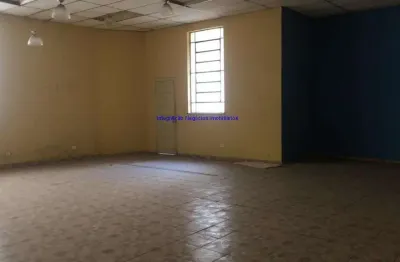 Sobre loja comercial 115m², 01 copa e 01 banheiro.  excelente localização, à 7 minutos caminhando da estação do metrô anhangabaú. entre as ruas álvaro