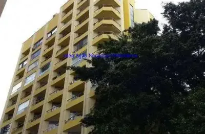 Apartamento studio 35m², 01 dormitório, 01 banheiro e 01 vaga na garagem.  condomínio com portaria 24hrs, piscina, salão de festa e churrasqueira.