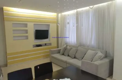 Apartamento 110m², 03 dormitórios (sendo 01 suíte), 03 banheiros e 01 vaga na garagem.  condomínio com portaria.   excelente localização á 7 minutos a