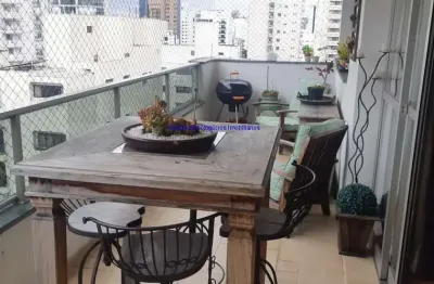 Apartamento 240m², 04 dormitórios (sendo 03 suítes), 04 banheiros e 04 vagas na garagem.  condomínio com portaria, segurança 24hrs, piscina, academia,