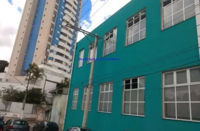 Prédio comercial 380m², 10 salas e 10 banheiros.  excelente localização entre a rua estevão barbosa e travessa joão mathias.