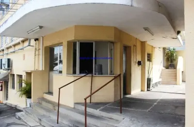 Galpão 6.203,00m², 06 banheiros e 08 vagas na garagem. para locação (6.203m²) e venda (9.230m²).   excelente localização
