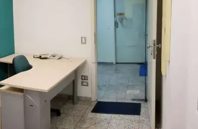 Conjunto comercial 53m², 02 banheiros e 01 vaga na garagem.  condomínio com portaria e segurança 24hrs.  excelente localização á 4 minutos andando par