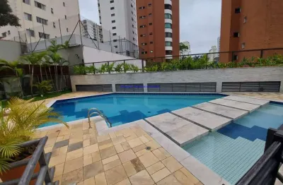 Apartamento 260m², 03 dormitórios (sendo suítes), 04 banheiros e 03 vagas na garagem.  condomínio com portaria, segurança 24hrs, piscina, piscina infa