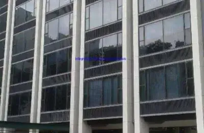 Conjunto comercial 374.80m², 07 banheiros e 08 vagas na garagem.  condomínio com recepção e segurança 24hrs.  excelente localização