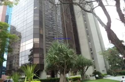 Conjunto comercial 586,65, 06 banheiros e 10 vagas na garagem.   condomínio com recepção e segurança 24hrs.   excelente localização