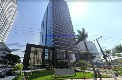 Conjunto comercial 317m², 04 banheiros e 06 vagas na garagem.  condomínio com recepção e segurança 24hrs.  excelente localização entre as ruas inhaúma