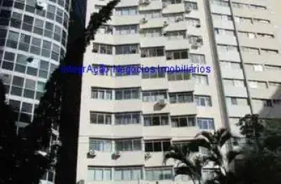 Conjunto comercial mobiliado 110m², 05 salas e 02 banheiros.  condomínio com recepção e segurança.  excelente localização