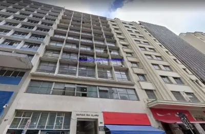 Condomínio com recepção e segurança 24hrs.  excelente localização á 2 minutos andando para  a estação do metrô anhangabaú; entre as ruas joão adolfo,