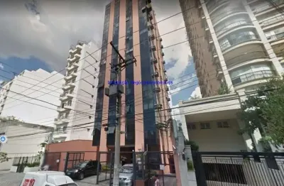 Conjunto comercial 35m², 01 banheiro e 01 vaga na garagem.  condomínio com recepção e segurança 24hrs.  excelente localização á 9 minutos andando para