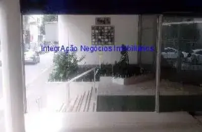 Excelente localização à 10 minutos andando para a avenida paulista e estação do metrô consolação. entre as ruas fernando de albuquerque,