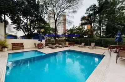 Apartamento 159m², 03 dormitórios (sendo suítes), 05 banheiros e 1 vaga de garagem.  condomínio com segurança, portaria, piscina, playground