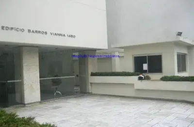 Apartamento 134m², 03 dormitórios, (sendo 01 suíte),03 banheiros e 01 vaga na garagem.  condomínio com portaria, segurança 24hrs, piscina