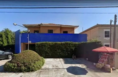 Sobrado comercial 359m², 04 banheiros e 03 vagas na garagem.  excelente localização entre as ruas honduras, maestro elias lobo e avenida nove de julho