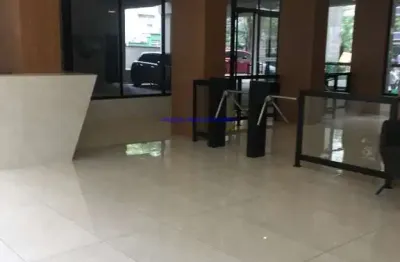 Conjunto comercial 212m², 05 banheiros e 03 vagas na garagem.   condomínio com recepção e segurança 24hrs.  excelente localização entre