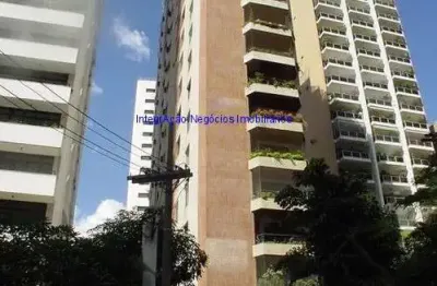 Apartamento 241m², 03 dormitórios (sendo suítes), 04 banheiros e 03 vagas na garagem.  condomínio com portaria 24hrs, piscina, playground, sauna