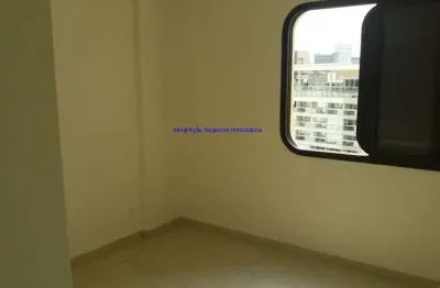 Condomínio com portaria 24hrs.  excelente localização á 9 minutos andando para a estação do metrô higienópolis-mackezie; entre as ruas dona antônia