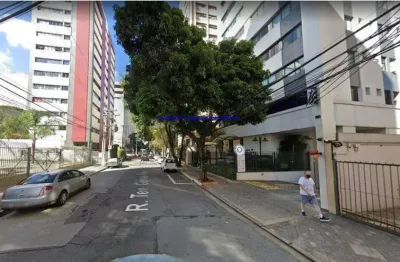 Conjunto comercial 44m², 02 banheiros e 01 vaga na garagem.  condomínio com acesso controlado e segurança.   excelente localização á 2 minutos andando