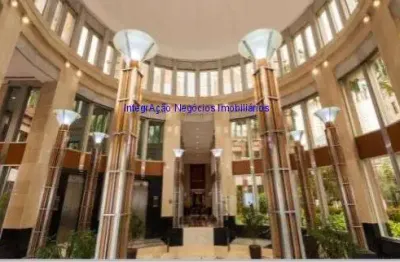 Conjunto comercial  935,40m², 07 banheiros e 22 vagas na garagem.  condomínio com recepção.   excelente localização entre as ruas antônio de oliveira.