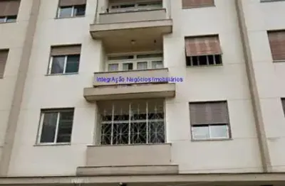 Apartamento 96m², 03 dormitórios e 02 banheiros.  condomínio com portaria, elevadores e zelador.  excelente localização