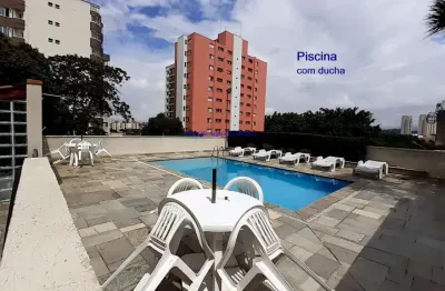 Apartamento 108m², 03 dormitórios, 02 banheiros e 01 vaga na garagem. excelente localização.