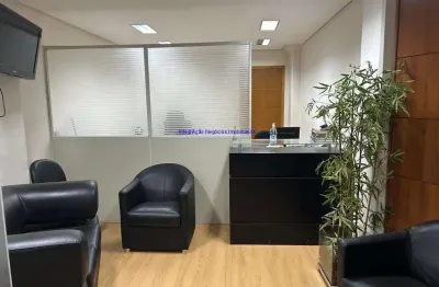 Conjunto comercial 75m², 01 sala e 01 banheiro.  condomínio com recepção e segurança 24hrs.  excelente localização