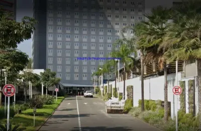 Condomínio com recepção e segurança 24hrs.  excelente localização entre a rua adalberto kemeny e praça pascoal martins.