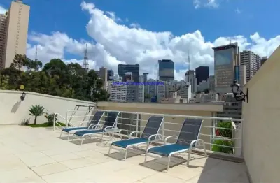 Apartamento 210m², 3 dormitórios sendo 01 suíte, 03 banheiros e 02 vagas na garagem. ótima área de lazer.