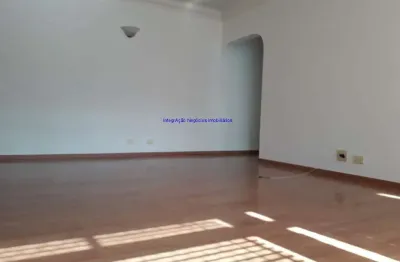Apartamento 101m², 03 dormitórios sendo 01 suíte, 03 banheiros e 02 vagas na garagem. ótima área de lazer. excelente localização.