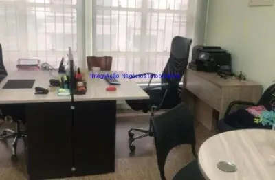 Sala comercial para alugar na Rua Coronel Xavier de Toledo, República, São Paulo