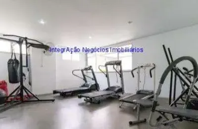 Apartamento 117m², 03 dormitórios (01 suíte) 03 banheiros e 01 vaga na garagem. andar alto com vista espetacular, armários nos quartos e cozinha.