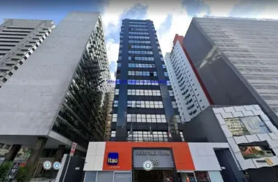 Condomínio com recepção e segurança 24hrs funcionamento de segunda a segunda.  excelente localização, á 4 minutos andando para a estação do metrô