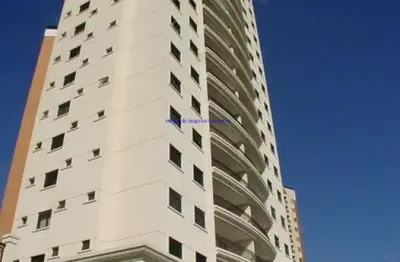 Condomínio com segurança, portaria, churrasqueira, playground, piscina, quadra, academia, salão de festas e salão de jogos.  excelente localização