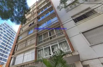 Apartamento 169m², 02 dormitórios, 02 banheiros (sendo 01 de serviço) e 01 vaga de garagem (comportam dois veículos).  condomínio com portaria